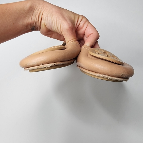 Tory Burch Reva Ballet Flat Beige 8 - Picture 2 of 9